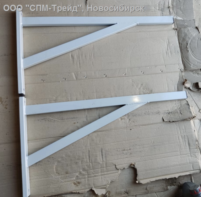 Просмотр фото... Опора настенная под монтажную площадку дымохода 500x260 (20x20x1,5мм).